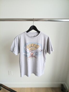 Green Day Dookie Album Graphic Tee - Punk Rock Streetwear - Size M